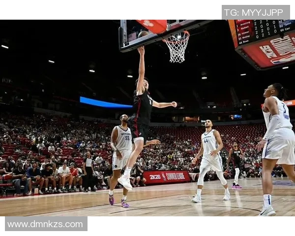 勇士与开拓者西决第二场激战回顾球星表现与战术解析